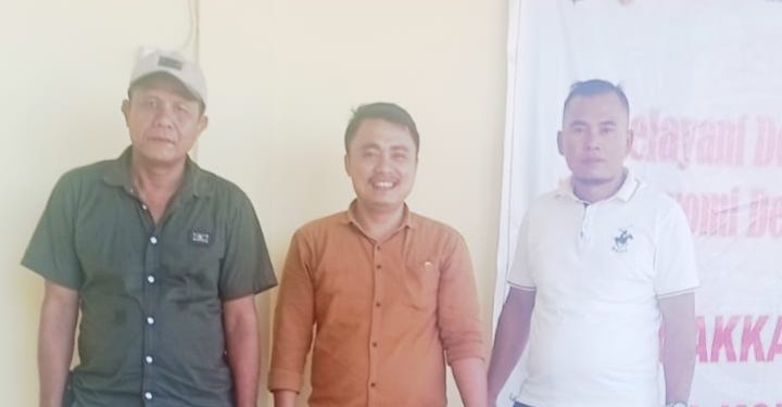PH (tengah) saat foto bersama