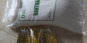 Diduga Ada Pungutan Rp10 Ribu, Penyaluran Bansos Beras di Batuhoring Disorot Warga